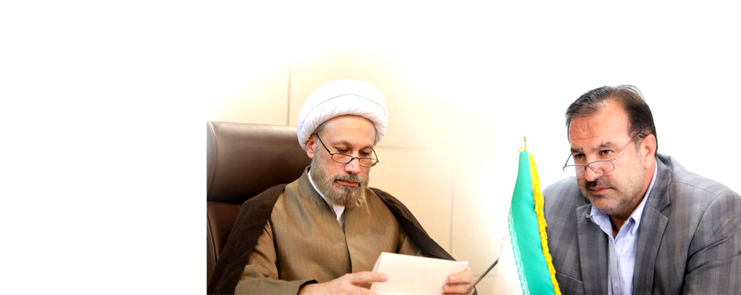 مردم کمکهای نقدی و غیرنقدی خود را از طریق کمیته امداد امام خمینی(ره) و جمعیت هلال احمر به آسیب دیدگان اهدا کنند