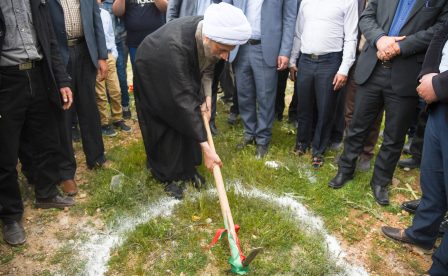 کلنگ زنی مسجد امام جواد (ع) در شهرک شهید مرادی