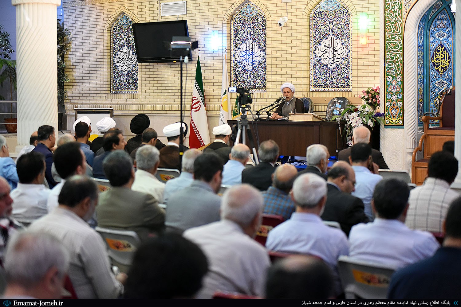 سخنرانی آیت الله دژکام به مناسبت روز مباهله پیامبر در مسجد حاج عباس شیراز