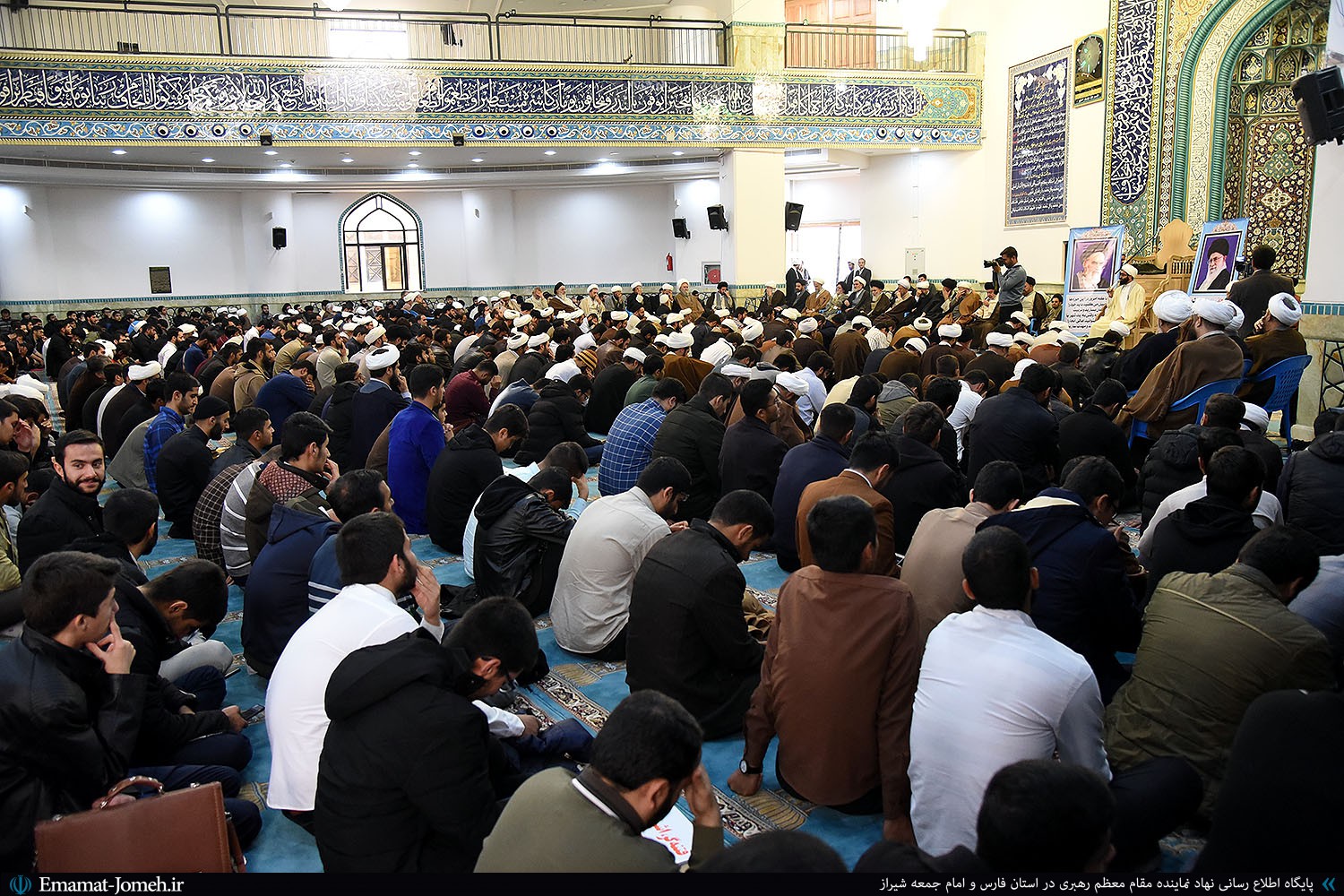 اجتماع علما، طلاب و روحانیون حوزه های علمیه شیراز در محکومیت اغتشاشات اخیر
