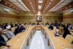 مردم و روحانیون در مورد بیماری کرونا مقلد مدیران پزشکی باشند