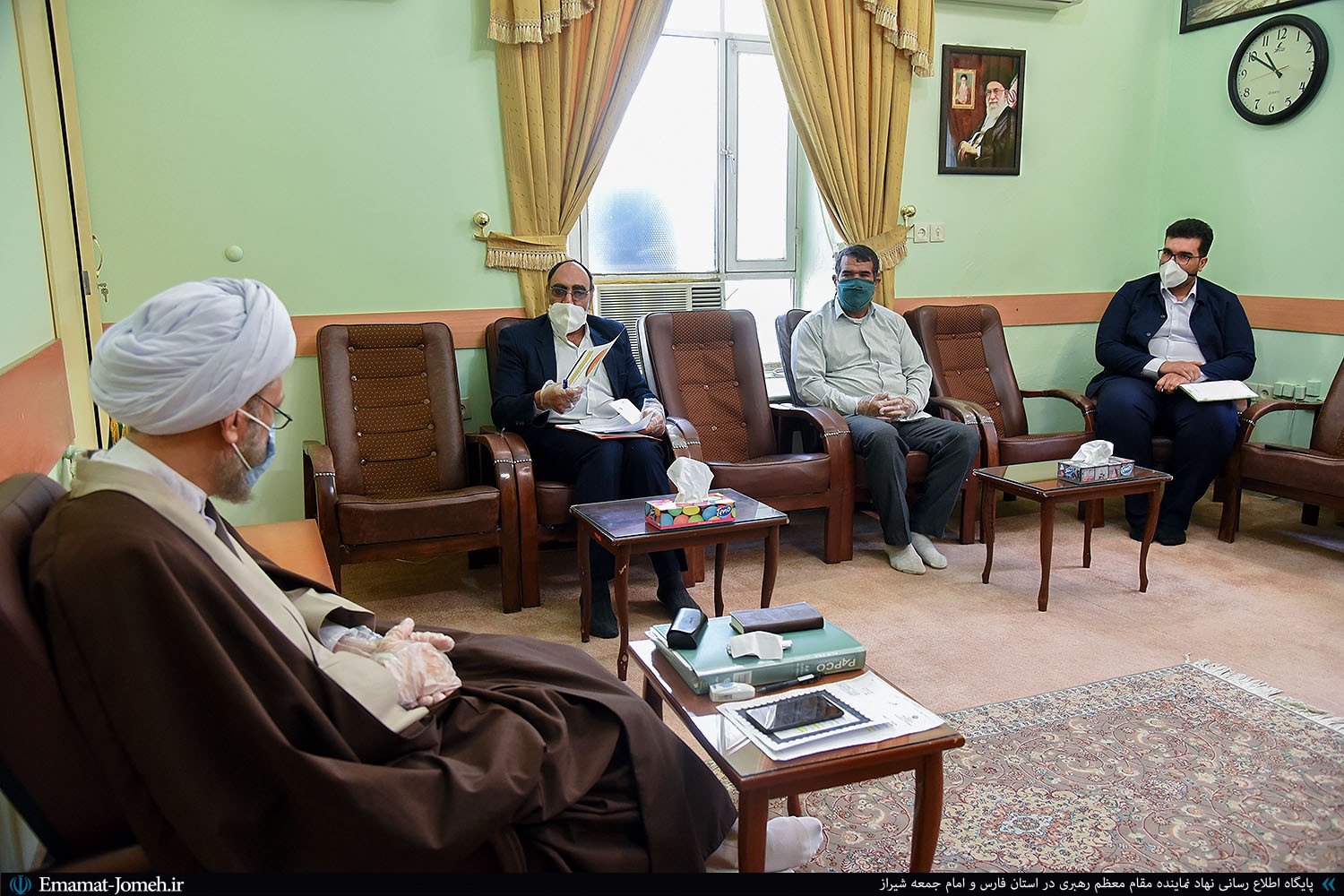 دیدار رئیس ستاد بازسازی عتبات عالیات فارس با آیت الله دژکام