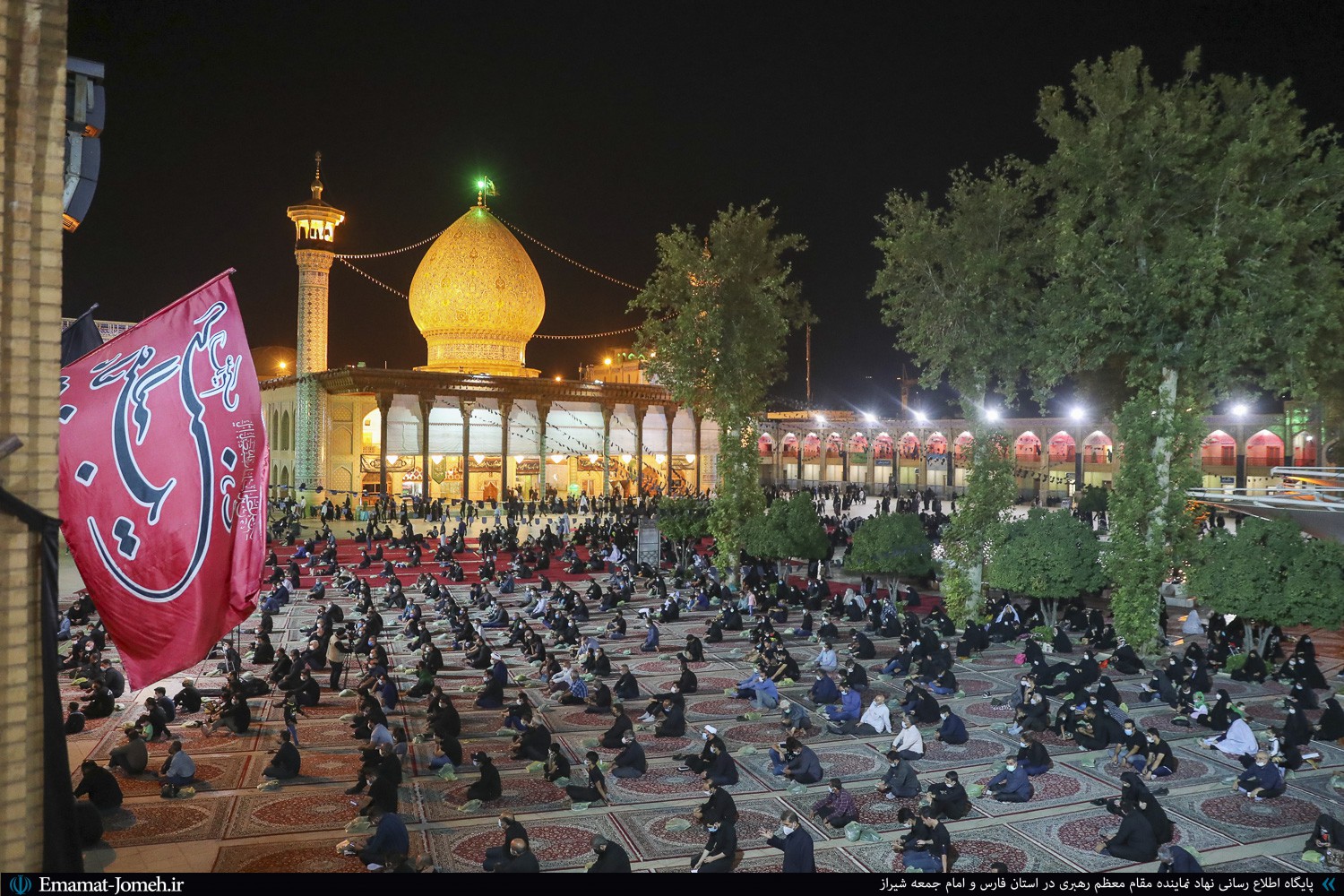 مراسم عزاداری شب عاشورای حسینی در حرم مطهر شاهچراغ(ع) با سخنرانی آیت الله دژکام