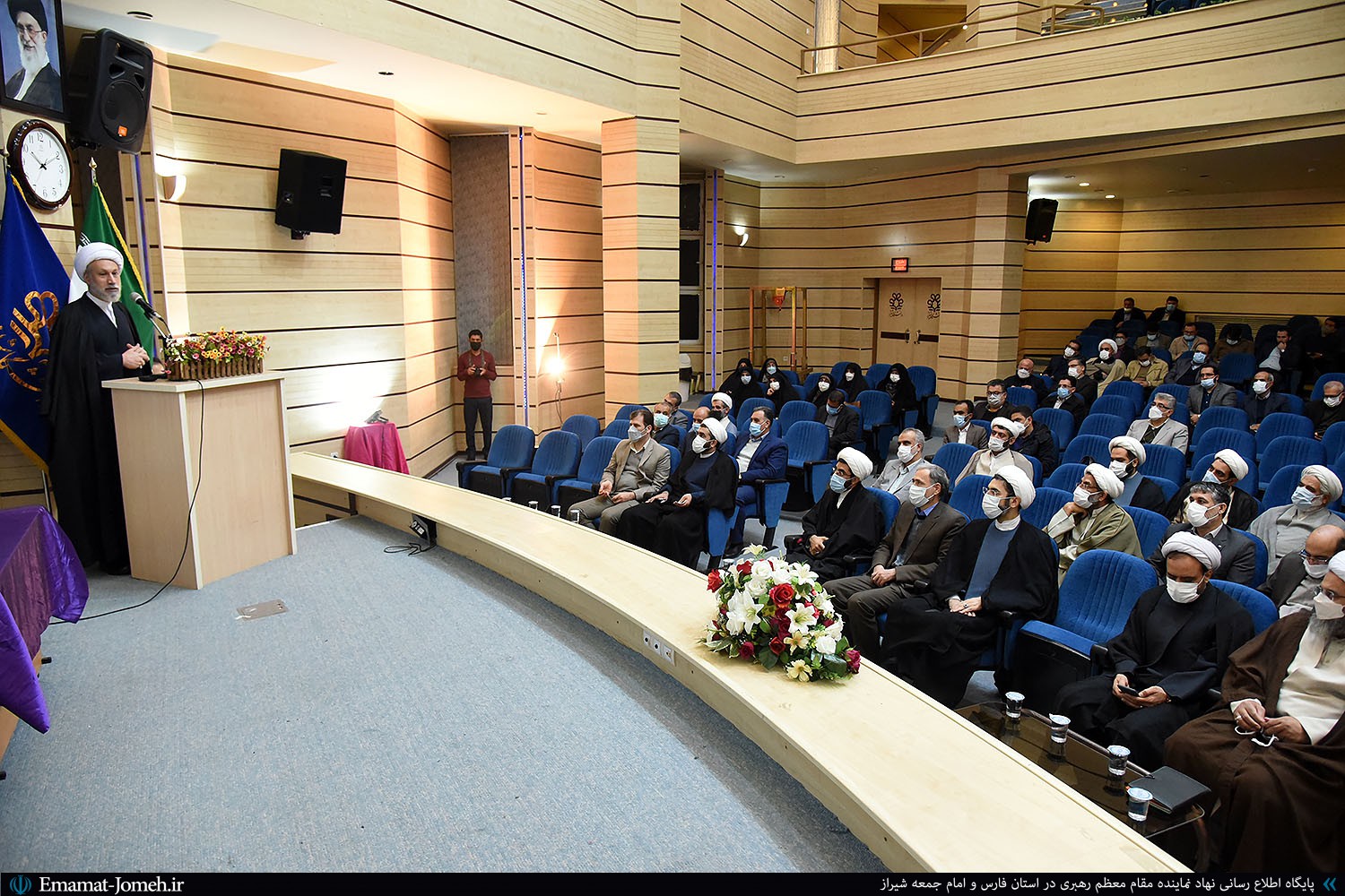 مراسم تکریم و معارفه روسای پیشین و جدید دفتر نمایندگی مقام معظم رهبری در دانشگاه شیراز
