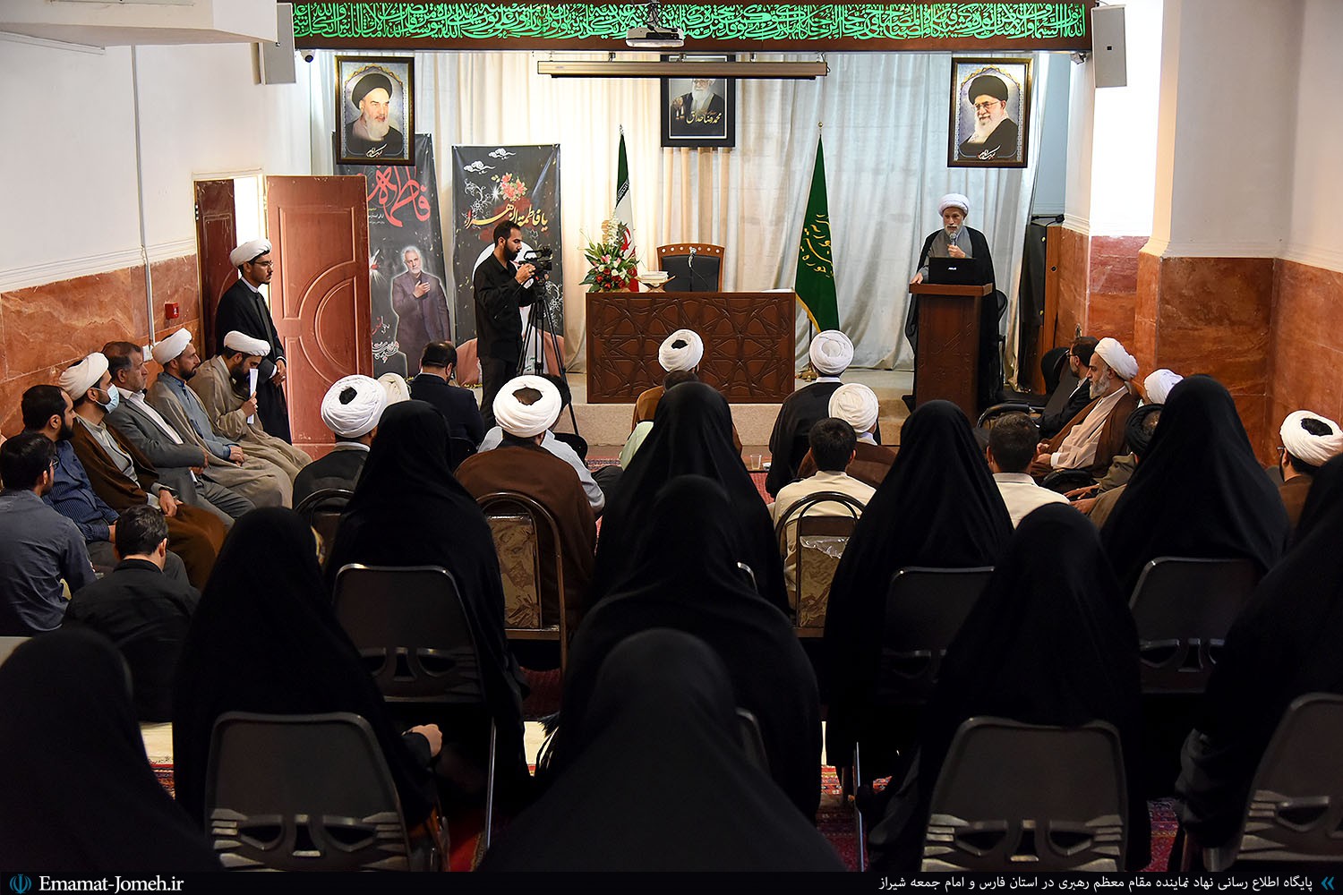 جلسه تقدیر از فعالان دور دوم همایش حوزه انقلابی حوزه منتظر