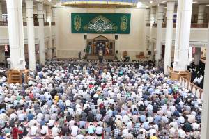 نماز جمعه امروز ۲۱ اردیبهشت ماه ۱۴۰۳ شیراز به امامت حجت‌الاسلام والمسلمین قانع