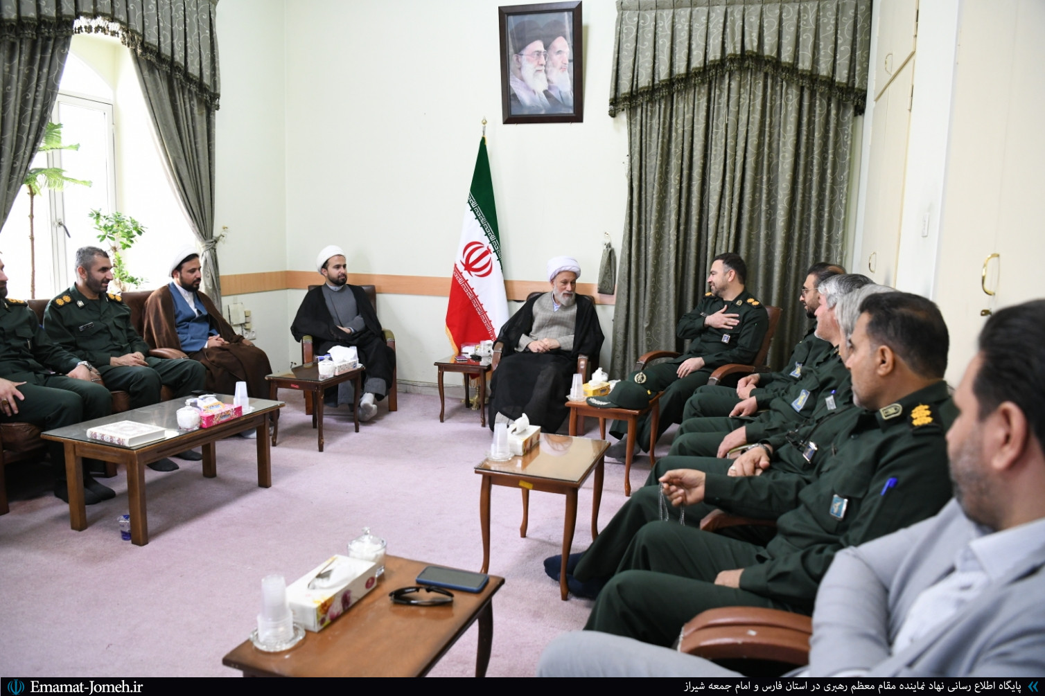 دیدار فرمانده و معاونین ناحیه مقاومت بسیج سپاه احمدبن‌موسی(ع) با آیت الله دژکام