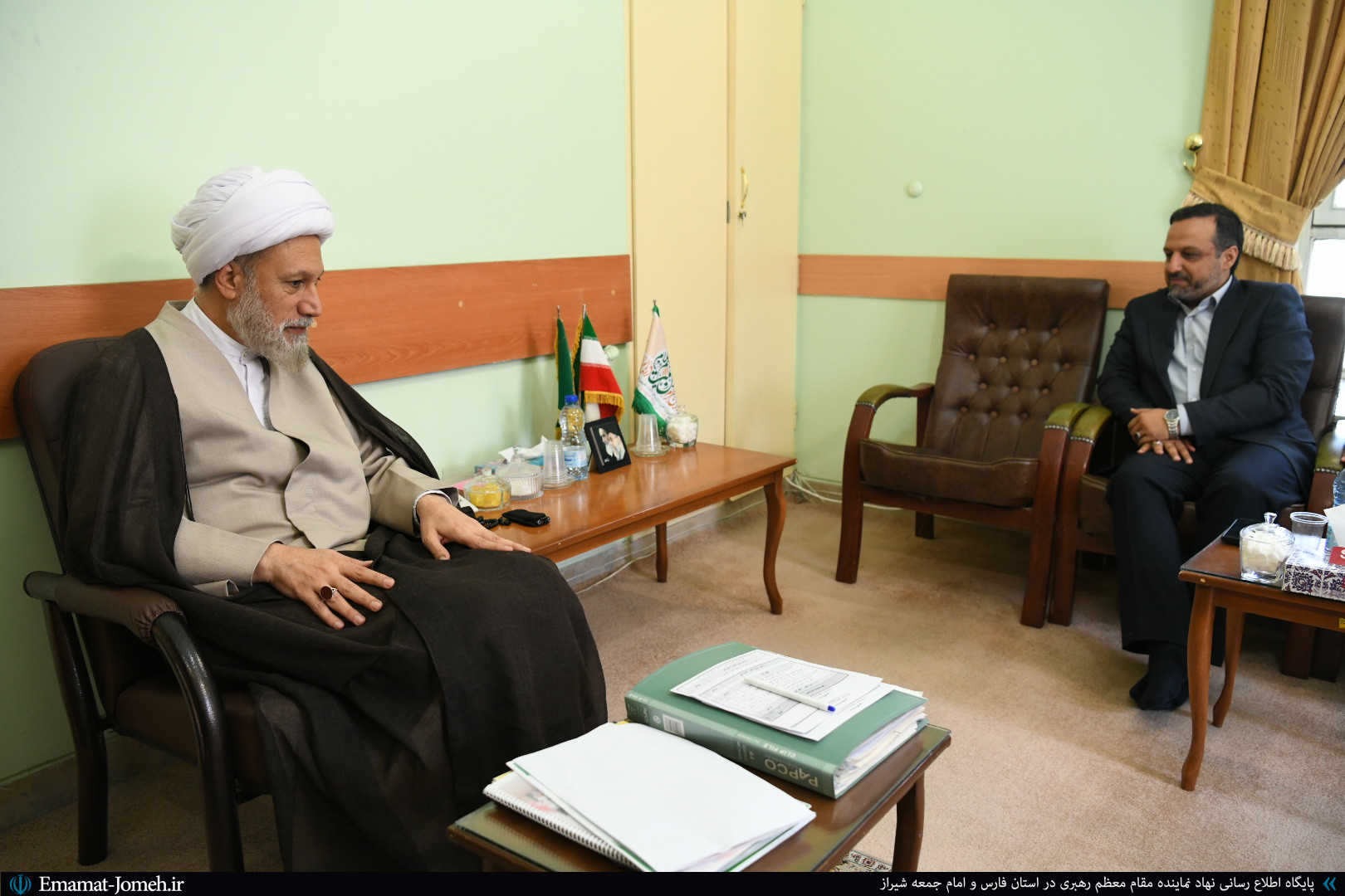 دیدار دکتر خاندوزی وزیر اقتصاد دولت شهید رئیسی با آیت الله دژکام