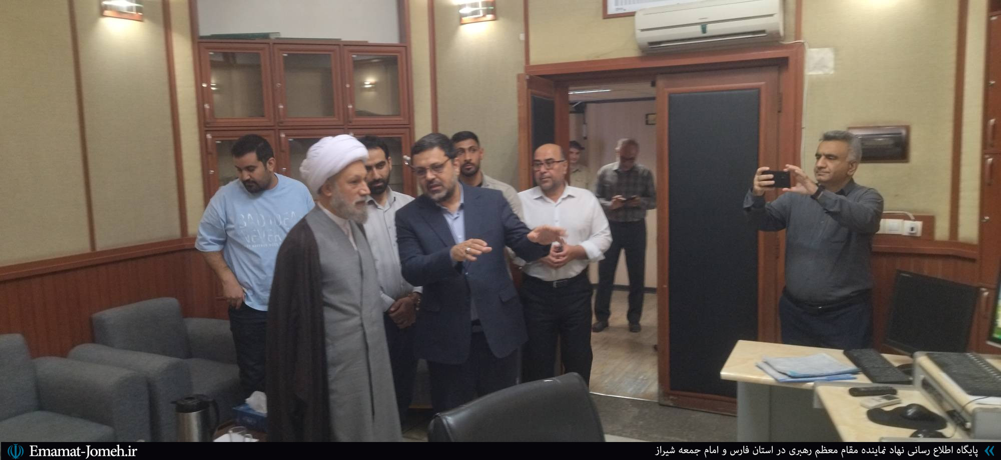 حضور آیت الله دژکام در صداوسیمای مرکز فارس