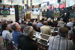 حضور آیت الله دژکام در جمع اهالی مسجد امام هادی علیه السلام شهرک آرین