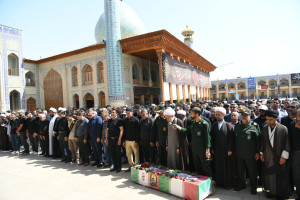مراسم تشییع و اقامه نماز بر پیکر بسیجی شهید امیر محمد منصوری در سومین حرم اهل بیت علیهم السلام