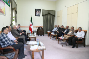 دیدار جمعی از مسئولین موسسه مراقبت متعالی و امدادگران عاشورا با آیت الله دژکام