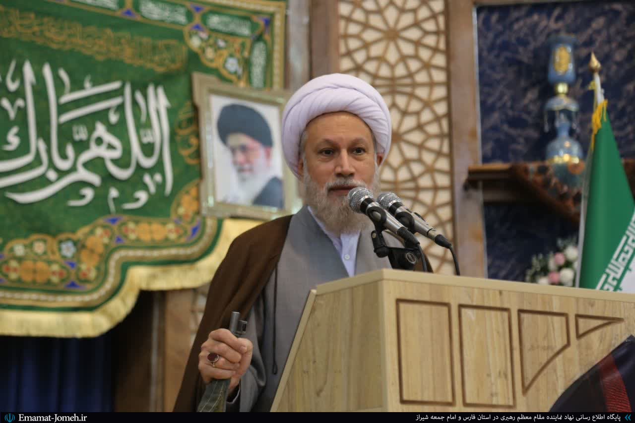 قدرتمند شدن ایران وظیفه همگانی است/مدیران فارس در موضوع عفاف و حجاب مسئولانه عمل کنند