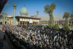 اقامه نماز طلب باران در سومین حرم اهل بیت علیهم السلام