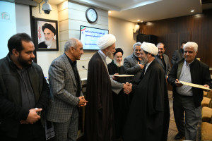 آیین تجلیل از ائمه جماعات مساجد بازارهای تاریخی شیراز