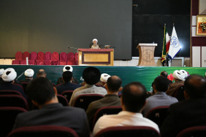 گردهمایی و نشست هم اندیشی روحانیون شاغل در آموزش و پرورش استان فارس