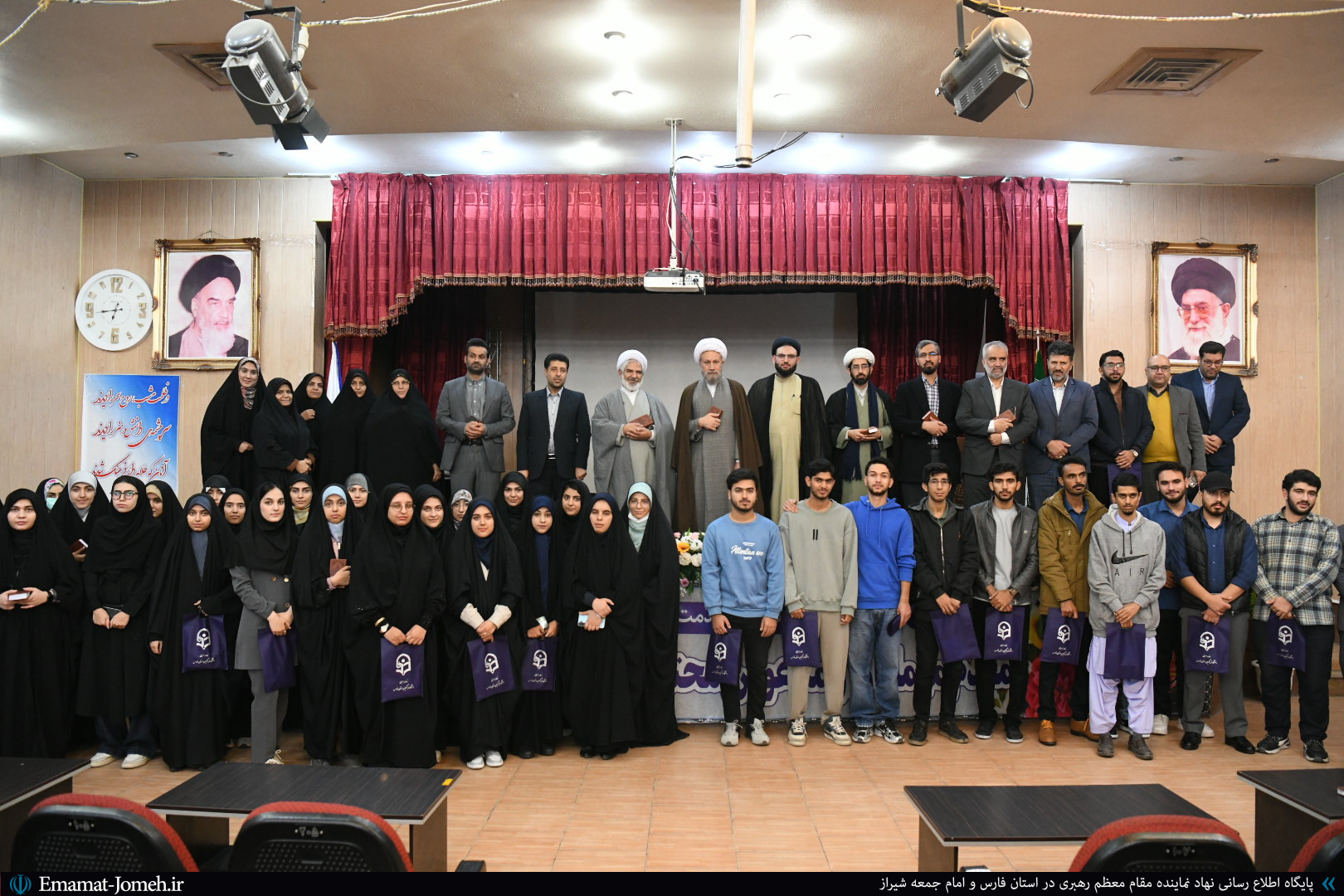 مراسم استقبال از دانشجومعلمان استعدادهای برتر قرآنی در شیراز