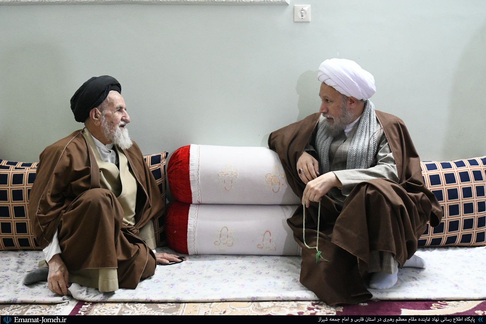 دیدار آیت الله دژکام با جمعی از علمای شهر شیراز