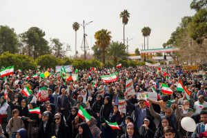 حضور پرشور و باشکوه مردم شیراز در راهپیمایی ۲۲ بهمن ۱۴۰۴