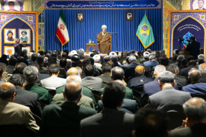 دیدار رمضانی آیت الله دژکام با کارکنان نیروهای مسلح و پیشکسوتان دفاع مقدس