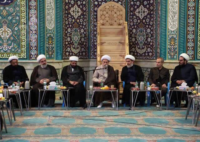 اطاعت از ولایت فقیه محور وحدت کنونی میان جریان‌های مختلف برای دفاع از کشور است