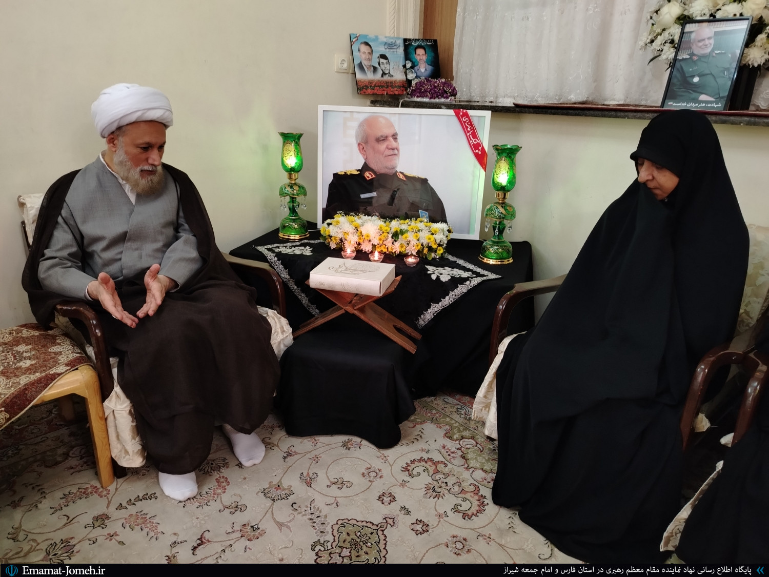 دیدار آیت الله دژکام با خانواده شهید خادمی