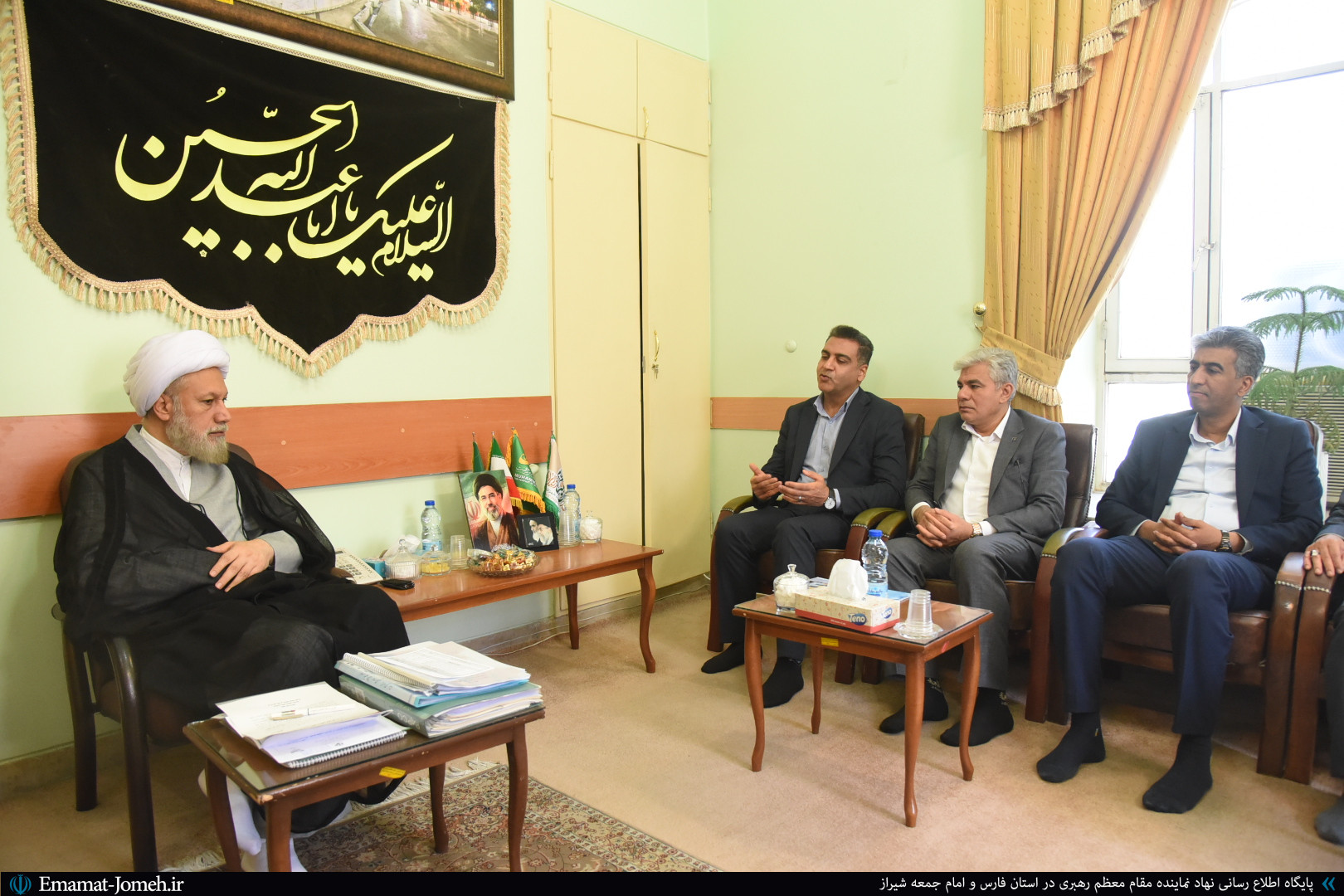 دیدار مسئولین بانک صادرات استان فارس با آیت الله دژکام