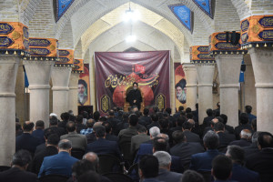 مراسم سوگواری و عزاداری اولین روز محرم ۱۴۰۵ به میزبانی آیت الله دژکام در مسجد شهدای شیراز