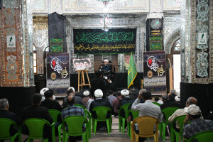 جلسه تفسیر قرآن کریم در حرم مطهر حضرت سید علاءالدین حسین علیه السلام