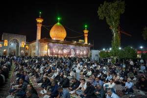 مراسم بزرگداشت هفتمین شب تدفین قائد شهید انقلاب در سوّمین حرم اهل‌بیت علیهم السلام