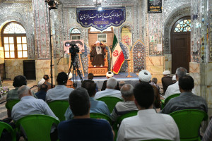 جلسه تفسیر قرآن کریم در حرم مطهر حضرت سید علاءالدین حسین علیه السلام