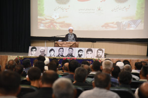 پنجمین یادواره لاله های غریب در شیراز