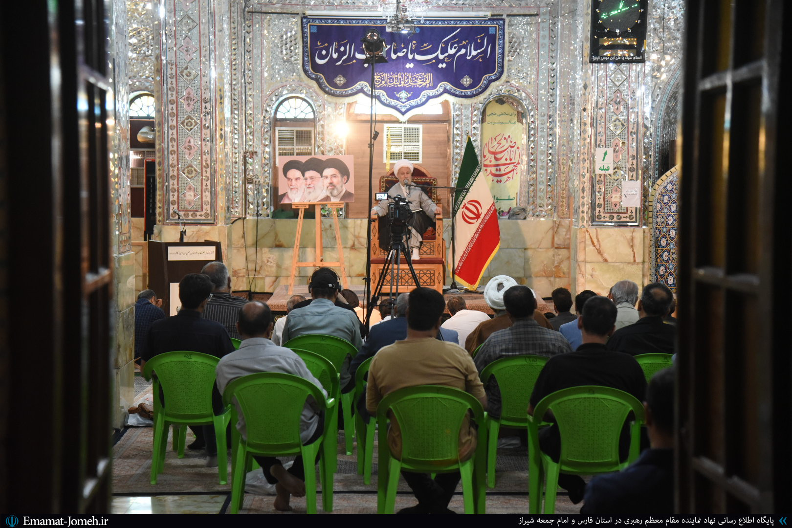 جلسه تفسیر قرآن کریم در حرم مطهر حضرت سید علاءالدین حسین علیه السلام